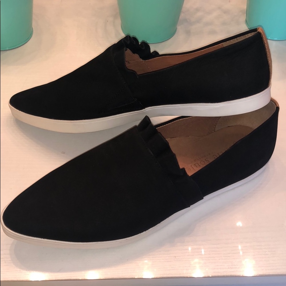 Gentle Souls by Kenneth Cole